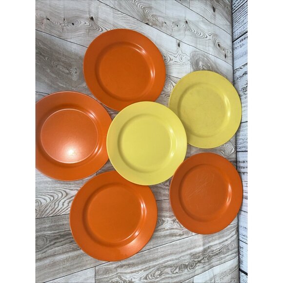 VTG RARE Lot Of 6 Plates Beetleware Melamine Yellow Gold and Orange - Picture 3 of 9